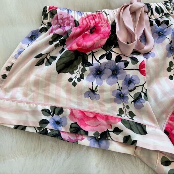 Victoria’s Secret Floral Satin Shorts - Picture 5 of 9